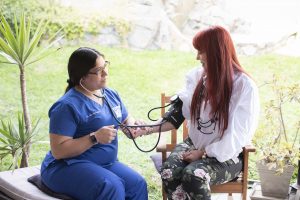 fotografía de asistencia médica a domicilio lima peru